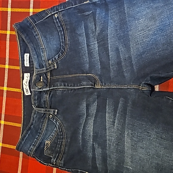 YMI high rise flare. Size 9. Stretchy - Picture 2 of 4